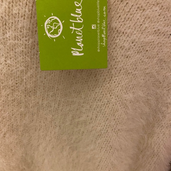 NEW WITH TAGS ASTR Planet Blue Sweater - Picture 4 of 4